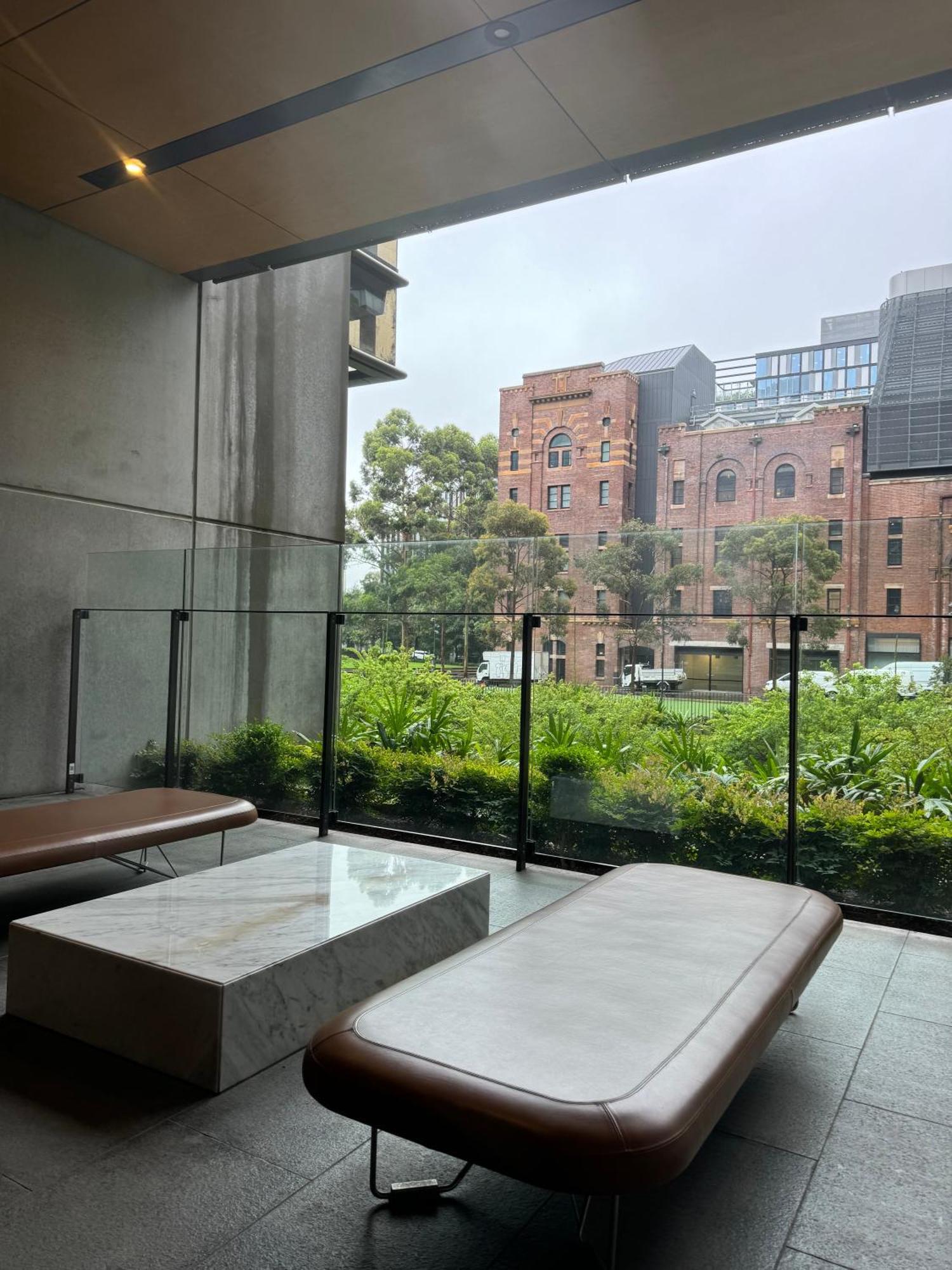 Apartment City Oasis *